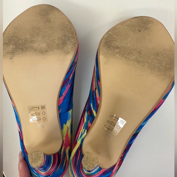 🌈 open toe heels by Spring - Picture 3 of 3